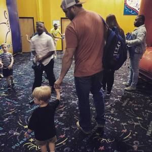 Meet your Posher, Clay